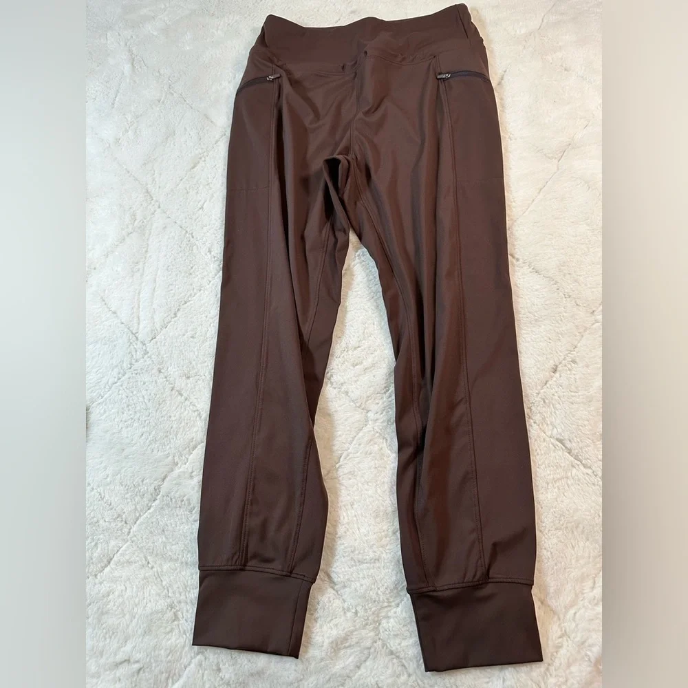 Women’s YYV size large brown jobbers zipper pockets except condition